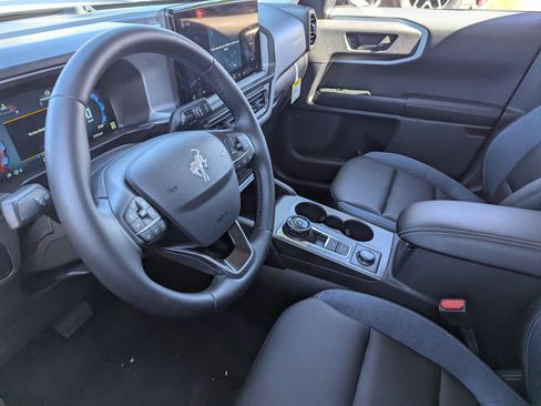 New 2025 Ford Bronco Sport Outer Banks w/ Outer Banks Tech Package+ AWD/4WD image 46