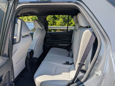 Used 2025 Toyota 4Runner SR5 AWD/4WD image 14