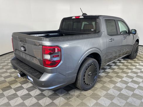 New 2026 Ford Maverick Lobo image 6