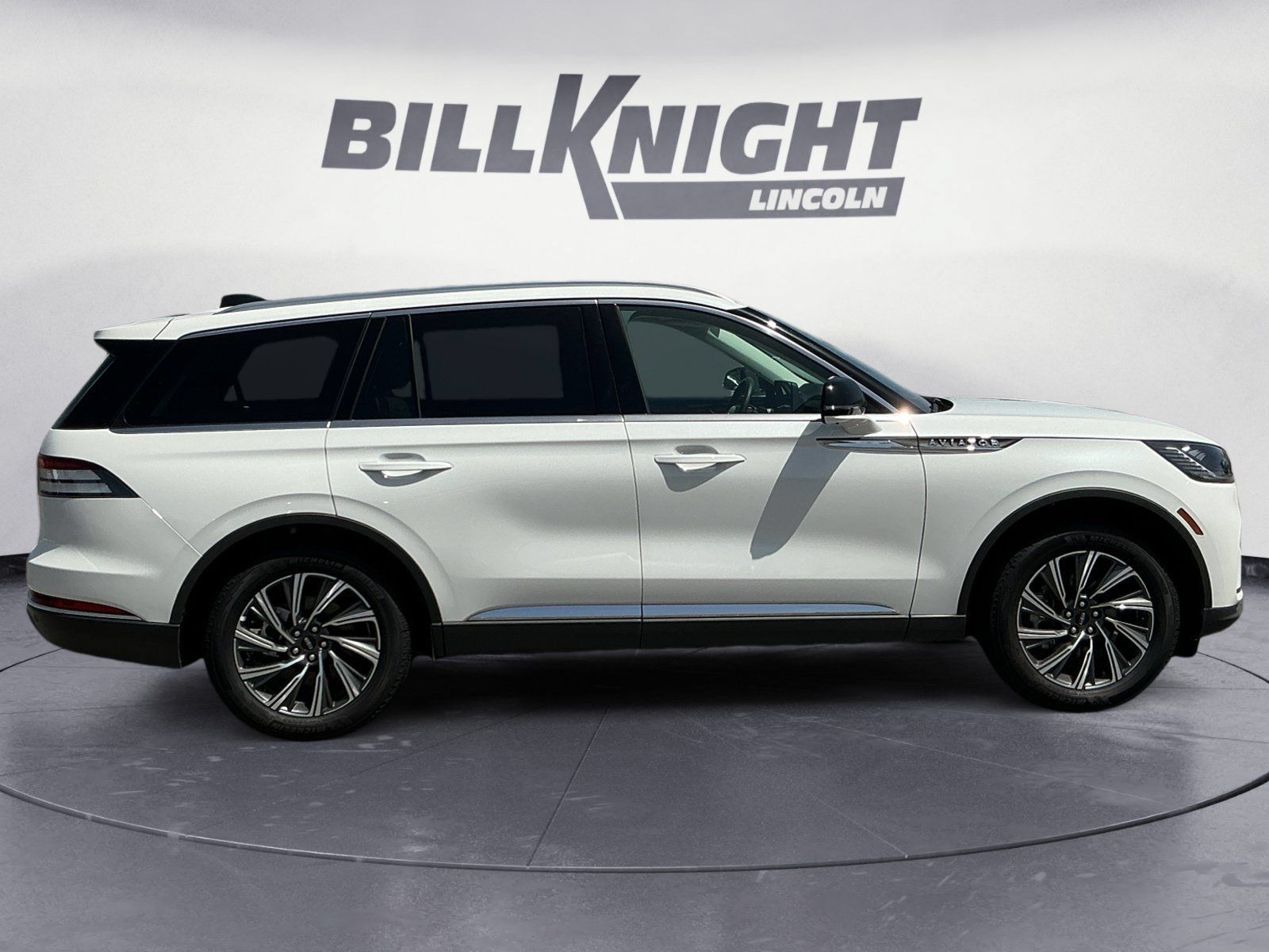 New 2026 Lincoln Aviator AWD image 7