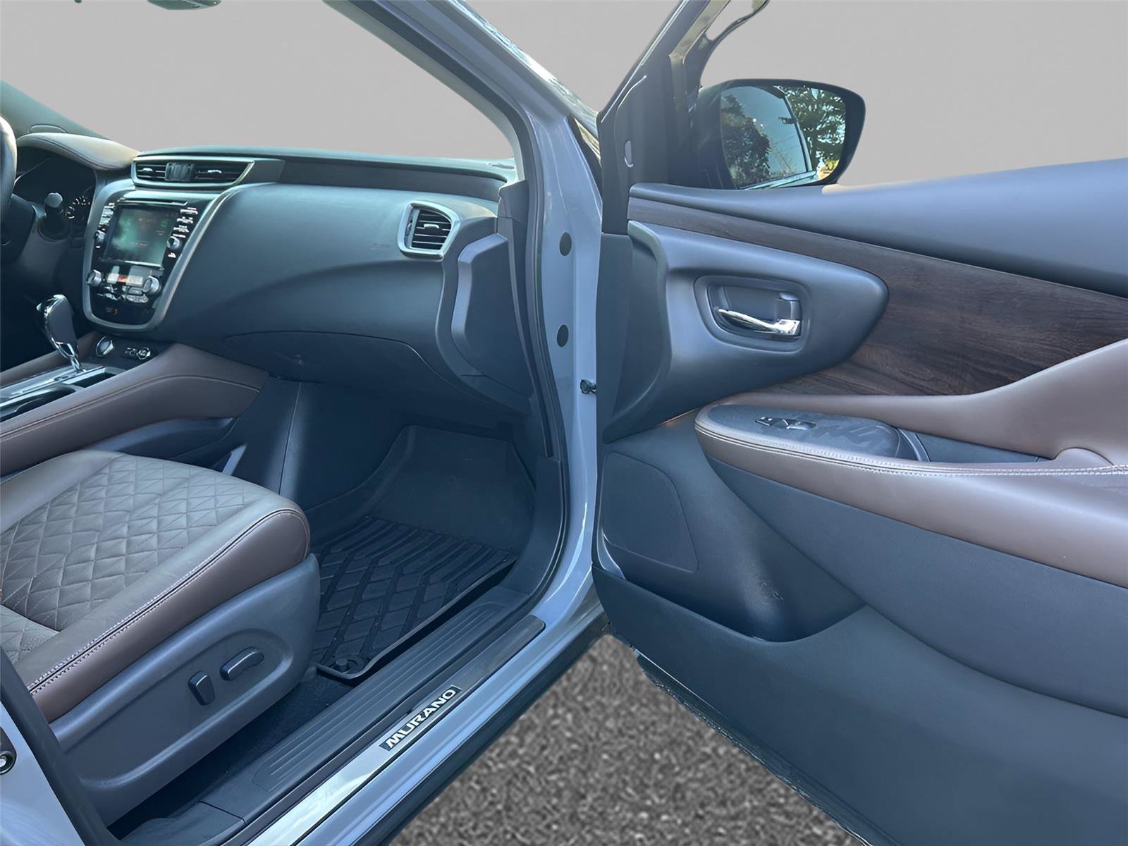 Used 2024 Nissan Murano Platinum w/ Cargo Package FWD image 20