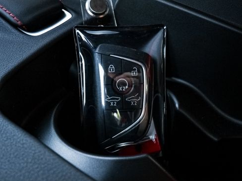 Used 2025 Chevrolet Corvette Z06 RWD image 35