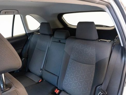 Used 2024 Toyota RAV4 XLE FWD image 17