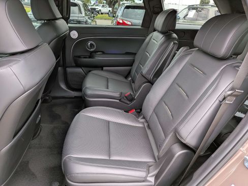 Certified 2026 Hyundai Palisade Calligraphy FWD image 15