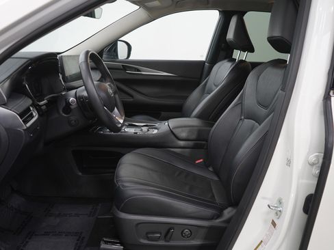 Used 2023 INFINITI QX60 Luxe image 18