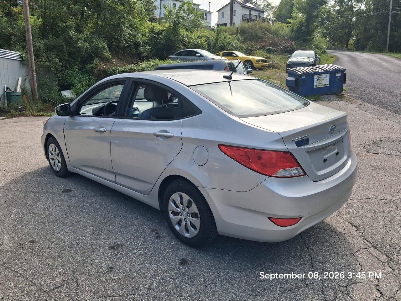 Used 2016 Hyundai Accent SE FWD image 3