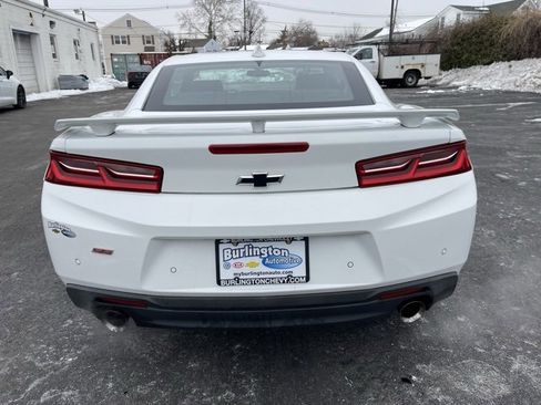Used 2016 Chevrolet Camaro SS image 8