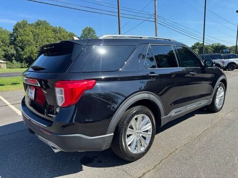 Used 2023 Ford Explorer Limited w/ Limited Technology Package AWD/4WD image 10