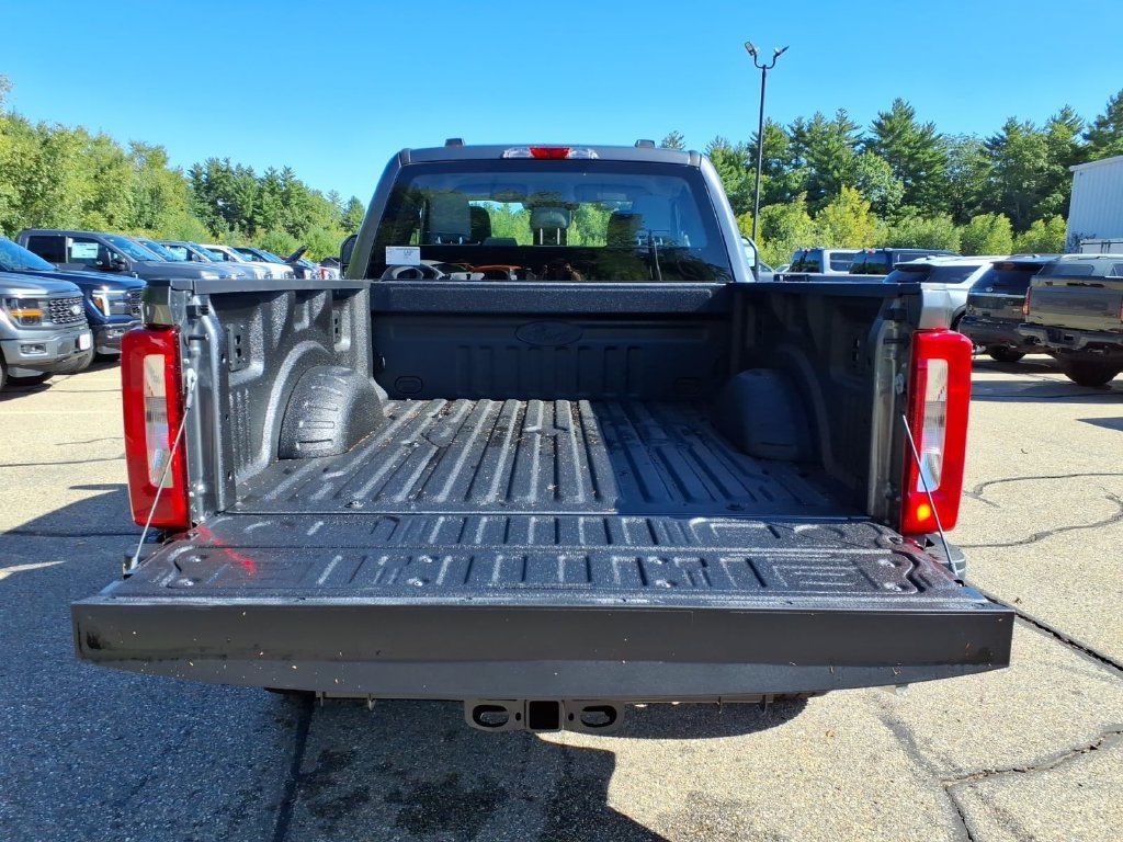 New 2027 Ford F250 XL w/ STX Appearance Package AWD/4WD image 8