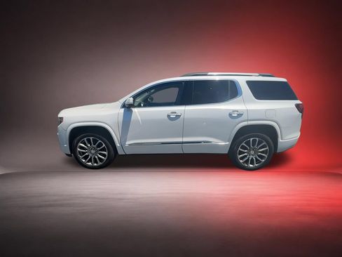 Certified 2023 GMC Acadia Denali w/ Denali Ultimate Package AWD/4WD image 5