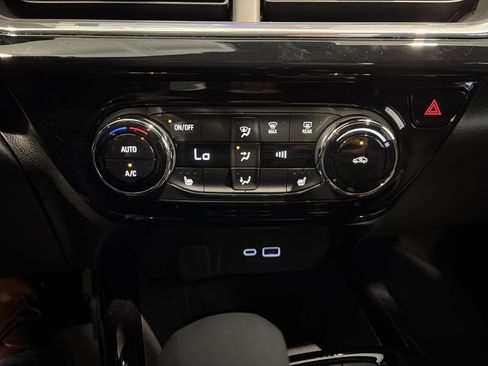 New 2026 Chevrolet Trax RS w/ Driver Confidence Package FWD image 21