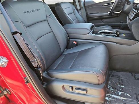 Used 2024 Honda Passport Black Edition image 23