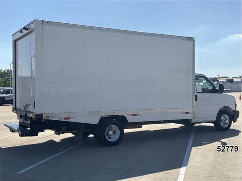 Used 2024 Chevrolet Express 3500 w/ Power Convenience Package RWD image 2