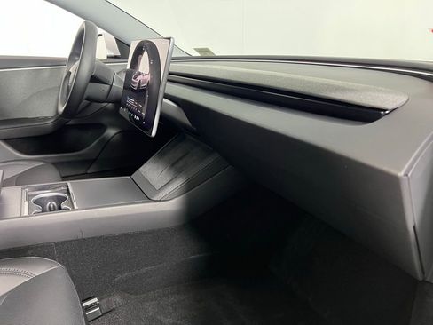 Used 2025 Tesla Model 3 Long Range image 32