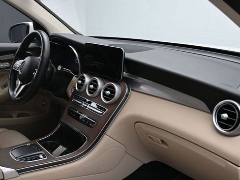 Used 2021 Mercedes-Benz GLC 300 GLC 300 image 29