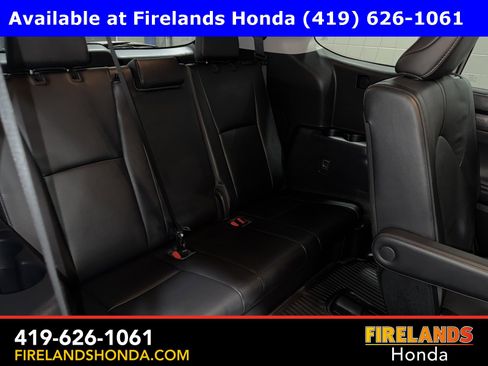 Used 2023 Toyota Highlander Limited image 41