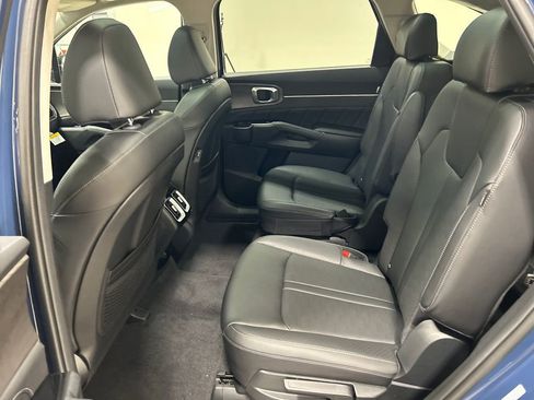New 2025 Kia Sorento SX image 25