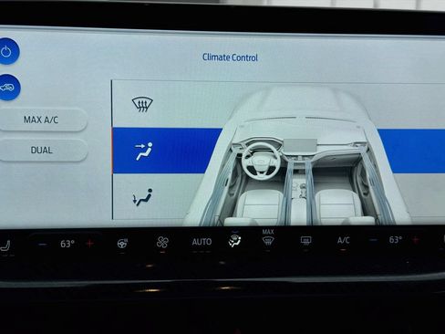 Used 2024 Ford Escape ST-Line w/ Tech Pack #1 AWD/4WD image 18