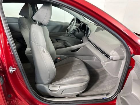 Certified 2023 Hyundai Elantra SEL w/ Cargo Package image 28