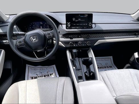 Used 2025 Honda Accord LX image 15