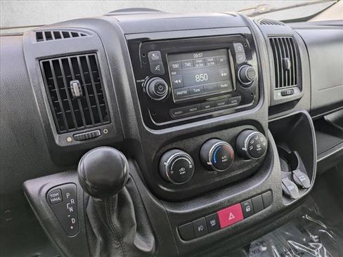 Used 2018 RAM ProMaster 1500 w/ Premium Appearance Group FWD image 12