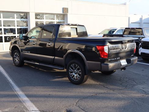 Used 2016 Nissan Titan Platinum Reserve AWD/4WD image 19