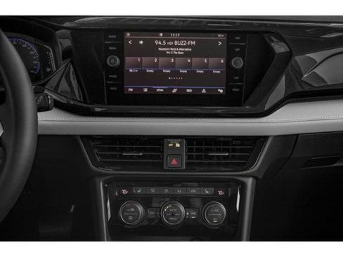 Used 2022 Volkswagen Taos SEL w/ Panoramic Sunroof Package AWD/4WD image 10