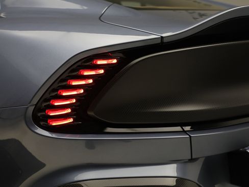 New 2025 Aston Martin Vanquish image 41