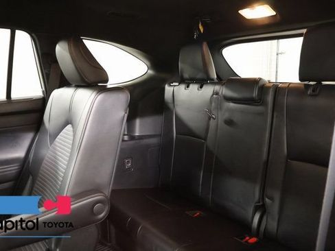 Used 2023 Toyota Highlander XSE AWD/4WD image 29