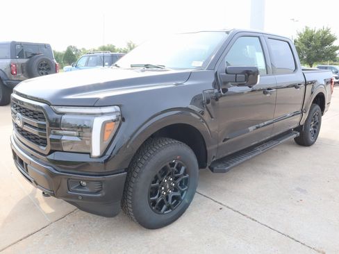 New 2025 Ford F150 Lariat w/ FX4 Off-Road Package image 12