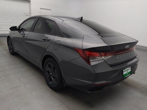 Used 2023 Hyundai Elantra SEL w/ Cargo Package FWD image 5