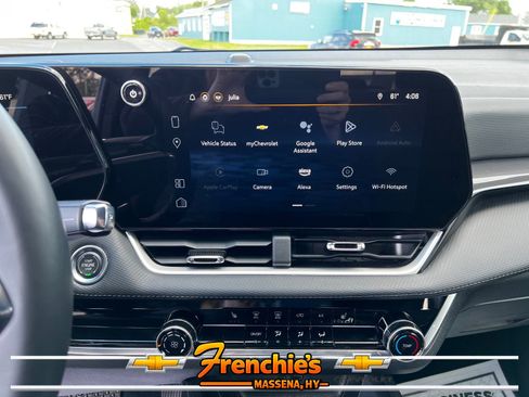Used 2025 Chevrolet Equinox LT FWD image 17