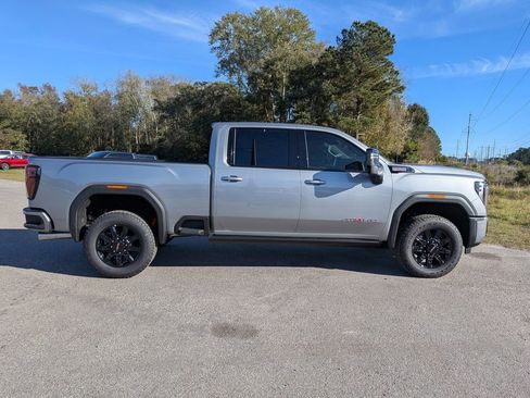 New 2026 GMC Sierra 2500 Denali w/ Denali Reserve Package image 3