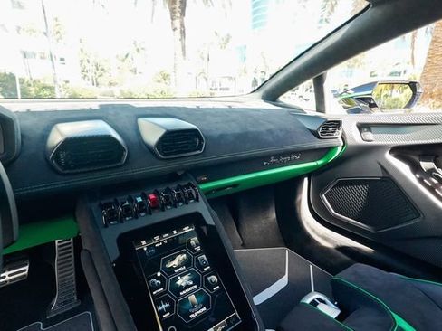 Used 2023 Lamborghini Huracan Tecnica RWD image 68