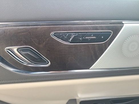 Used 2020 Lincoln Continental Reserve w/ Luxury Package image 15