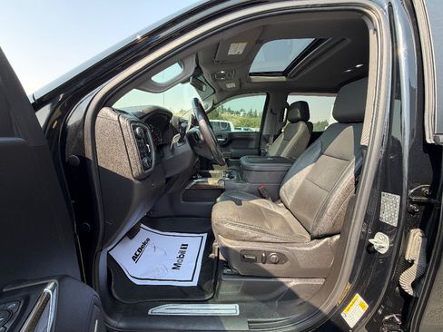 Used 2019 Chevrolet Silverado 1500 RST w/ All-Star Edition AWD/4WD image 2