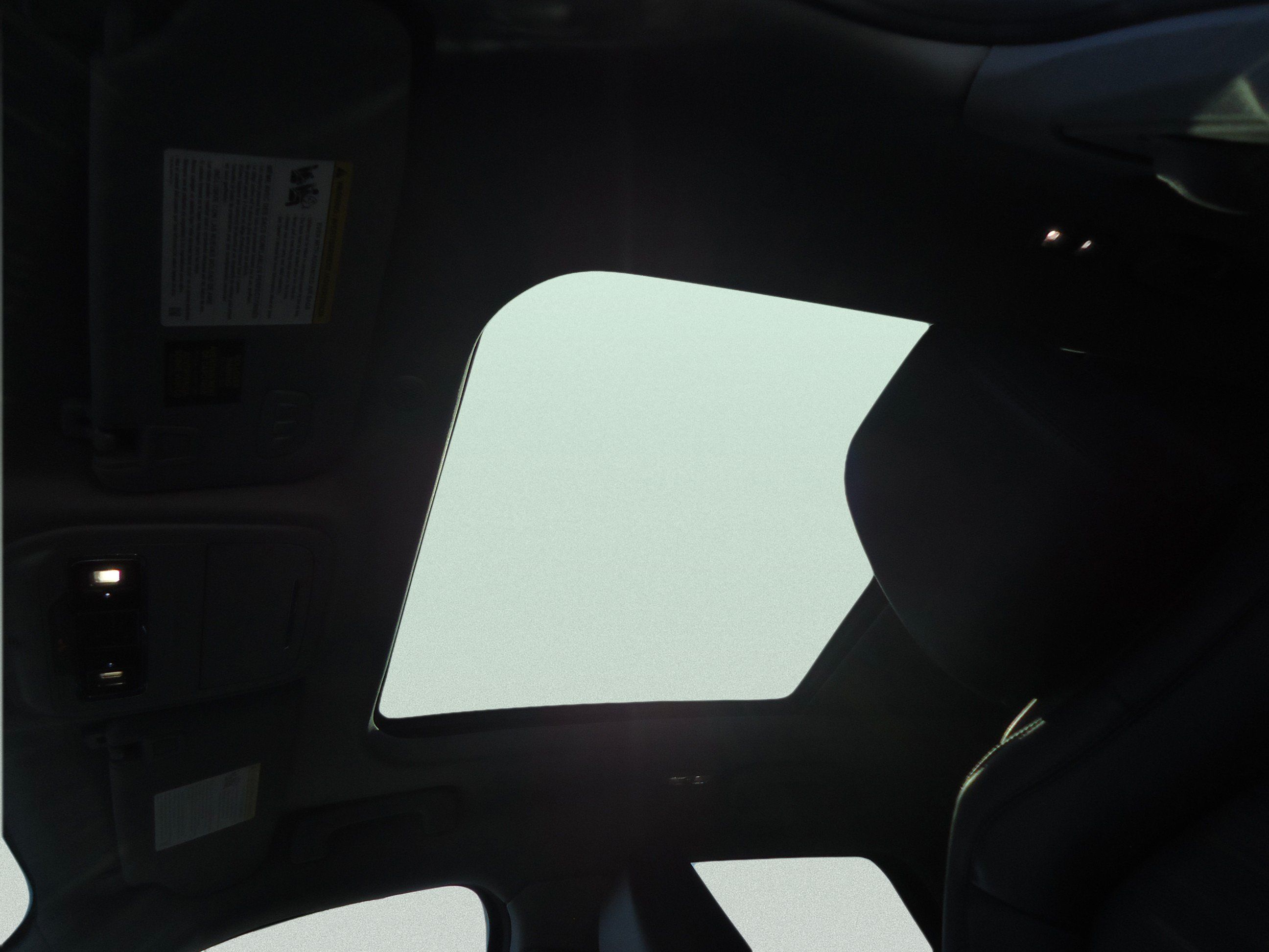 Used 2022 Lincoln Corsair AWD w/ Premium Package image 31