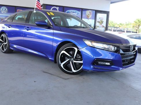 Used 2018 Honda Accord Sport image 3