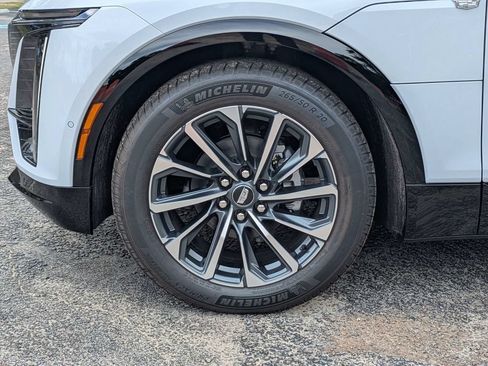 New 2026 Cadillac Lyriq Premium Sport AWD/4WD image 12