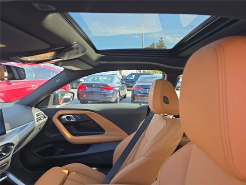 Used 2025 BMW M240i Coupe image 21