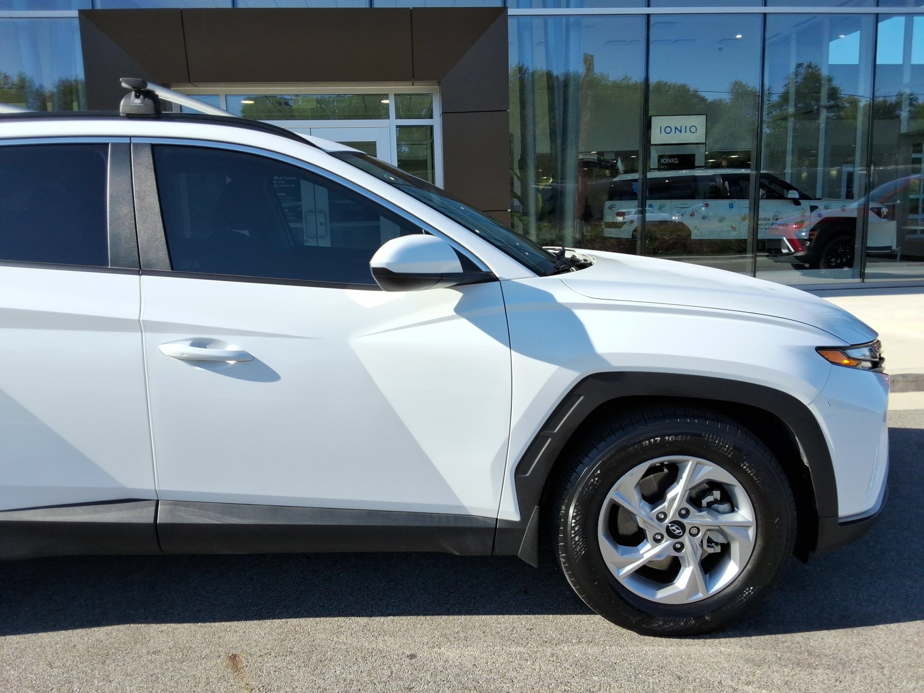 Used 2024 Hyundai Tucson SEL FWD image 16