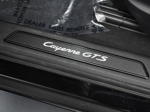 Used 2023 Porsche Cayenne GTS image 13