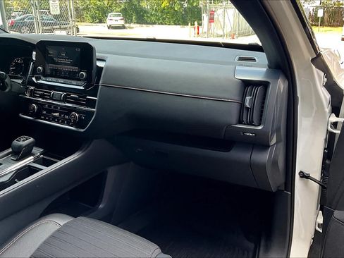 Used 2023 Nissan Pathfinder Rock Creek AWD/4WD image 18