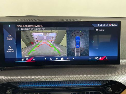 New 2026 BMW 330i Sedan w/ M Sport Package image 23