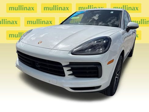Used 2020 Porsche Cayenne image 9