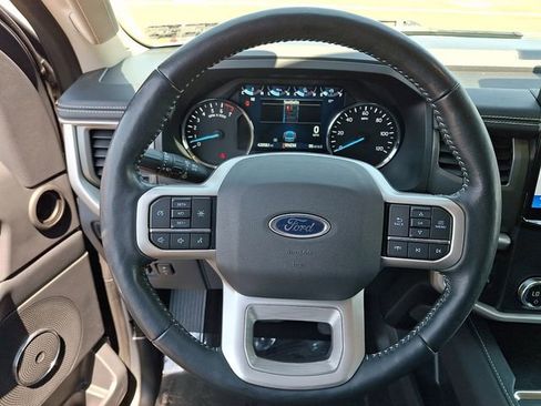 Certified 2023 Ford Expedition XLT AWD/4WD image 19