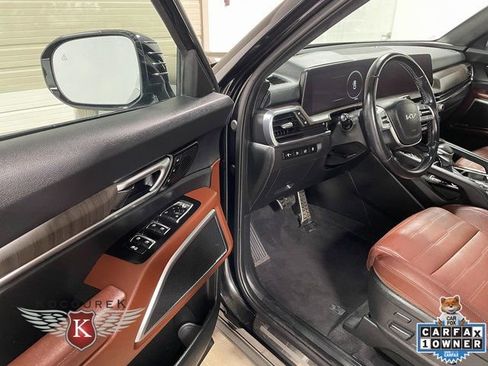 Used 2023 Kia Telluride SX Prestige image 11