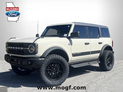 New 2025 Ford Bronco Big Bend w/ Black Diamond Package image 1