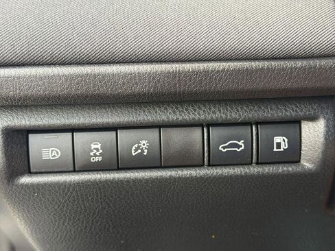 Certified 2025 Toyota Camry LE image 19