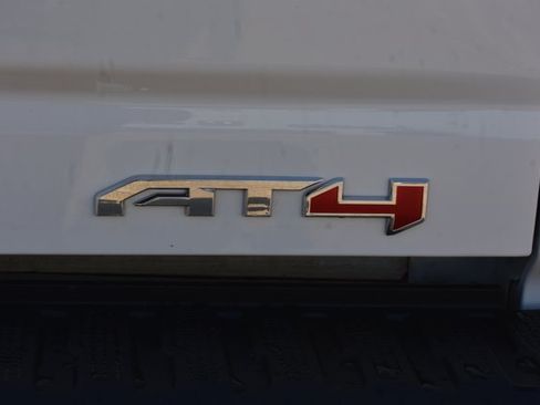 Used 2025 GMC Sierra 2500 AT4 AWD/4WD image 7